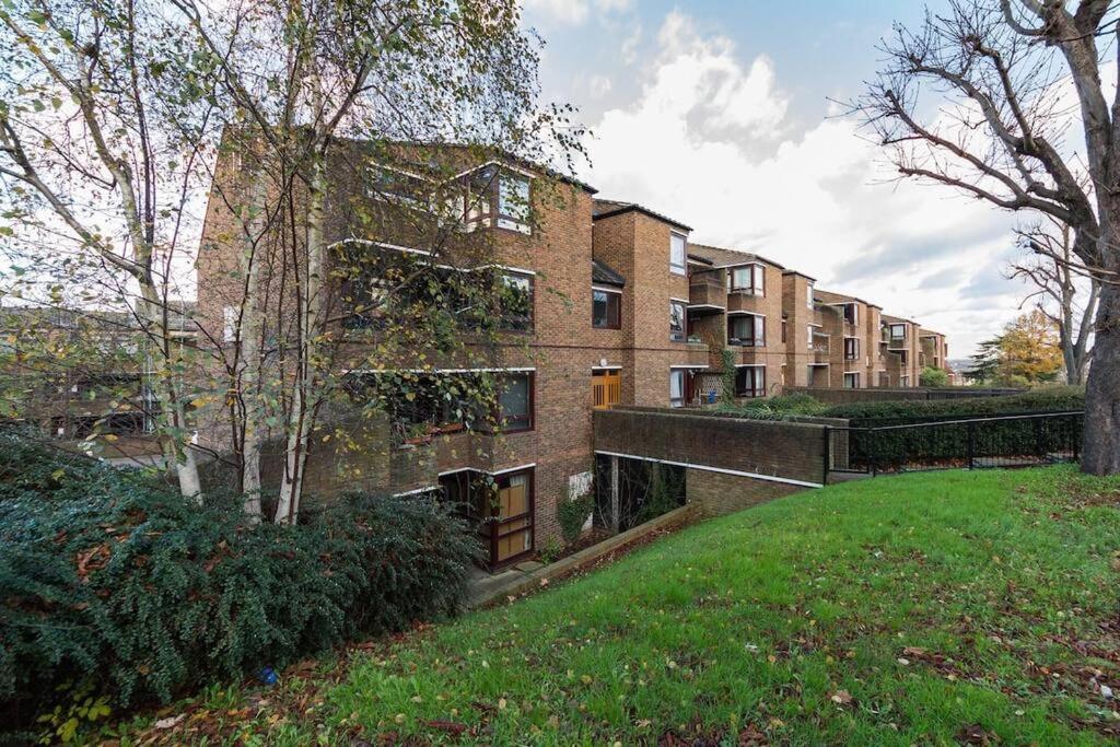 Spacious Two Double Bedroom Flat Londres Exterior foto